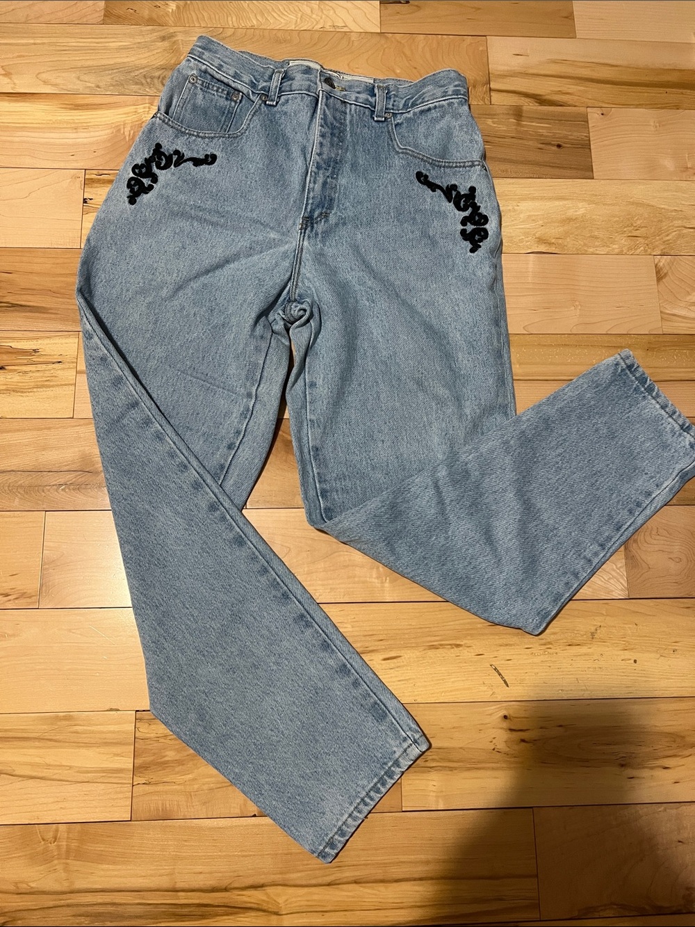 Vintage Light Blue Straight-Leg Jeans with Black Embroidered Detail - Picture 1 of 13
